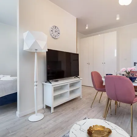 Апартаменты Cosy Baltic Marina Fitness & Sauna By Renters Колобжег