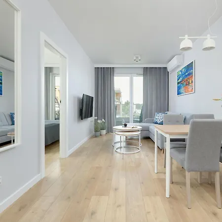 Cosy Baltic Marina Fitness & Sauna By Renters Апартаменты *