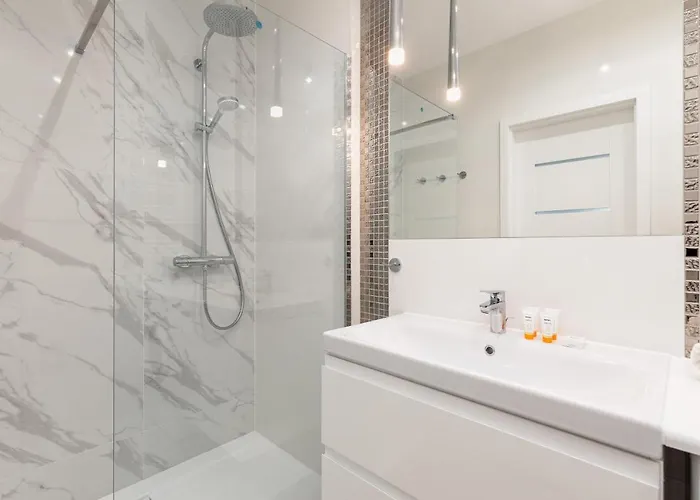 Cosy Baltic Marina Fitness & Sauna By Renters Apartment